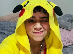 JadeRayden69 - female with brown hair webcam at xLoveCam