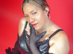 JadeSexiest - blond female with  big tits webcam at xLoveCam