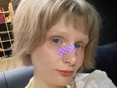 JaimieLiley - blond female with  big tits webcam at xLoveCam
