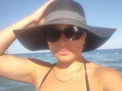 JainFresh - female with black hair webcam at ImLive