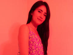 JainaRogers - female with black hair and  small tits webcam at LiveJasmin