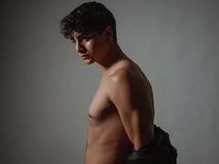 JakeSummer - male webcam at xLoveCam