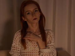JamieLathrum - female with red hair webcam at xLoveCam
