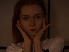 JamieLathrum - female with red hair webcam at xLoveCam