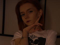 JamieLathrum - female with red hair webcam at xLoveCam