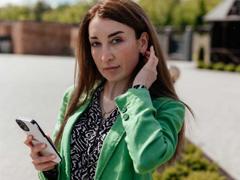 JamieSweetX - female with brown hair and  big tits webcam at xLoveCam