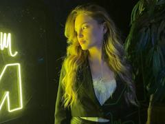JamilaRomeiro - blond female webcam at xLoveCam