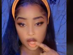 Jandinn - female with black hair and  small tits webcam at xLoveCam