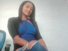 JanetteRouse - female with black hair and  big tits webcam at xLoveCam