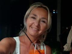 JennisRomero - blond female with  big tits webcam at LiveJasmin