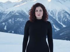 JannaCurvy - female with brown hair and  big tits webcam at xLoveCam