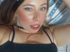 PollyJannie - blond female with  big tits webcam at LiveJasmin