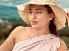 JasminBela - blond female with  small tits webcam at xLoveCam