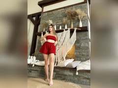 JasmineFeelingss - female with brown hair and  big tits webcam at xLoveCam