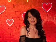 SiraVango from xLoveCam