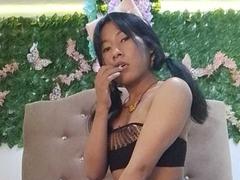 JatziBehot69 - shemale with black hair webcam at xLoveCam