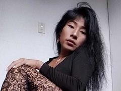 JatziBehot69 - shemale with black hair webcam at xLoveCam