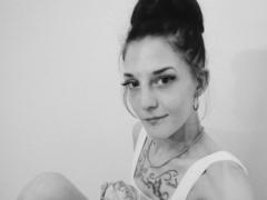 JayJayX-hot - female with brown hair webcam at xLoveCam