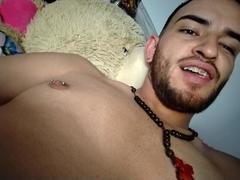 JazminYRyan from xLoveCam
