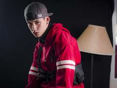 JeanLeone from LiveJasmin