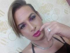 JeanSmithHot - shemale with brown hair webcam at xLoveCam