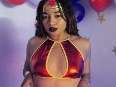 JeanineX - female with brown hair webcam at xLoveCam