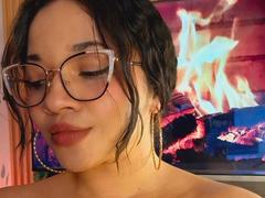 JeanineX - female with brown hair webcam at xLoveCam