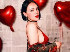 JeanneMarie - female with black hair and  big tits webcam at ImLive