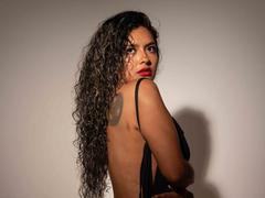 JedaZore - female with black hair webcam at LiveJasmin