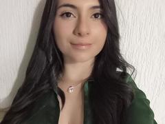 JeenyllKurtz - female with brown hair and  small tits webcam at LiveJasmin