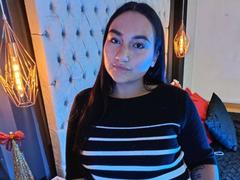 JeniferMorat - female with black hair and  big tits webcam at LiveJasmin