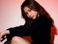 Jennelyn - female with brown hair webcam at xLoveCam