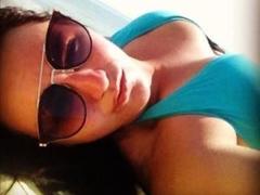 Jenniferthechic23 - female with brown hair and  big tits webcam at ImLive