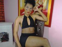 JenniferXLane - shemale with black hair webcam at xLoveCam