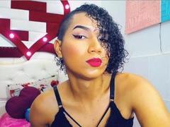 JenniferXLane - shemale with black hair webcam at xLoveCam