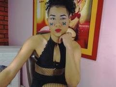 JenniferXLane - shemale with black hair webcam at xLoveCam