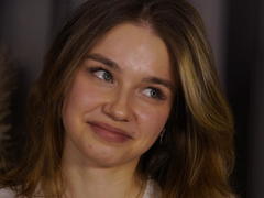 JennyOsmun - blond female with  big tits webcam at xLoveCam