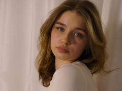 JennyOsmun - blond female with  big tits webcam at xLoveCam