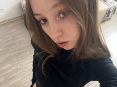 JeriMclatchy - blond female webcam at xLoveCam