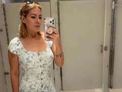 JessFire-hot - blond female webcam at xLoveCam
