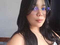 JessWintersLm - female with black hair webcam at xLoveCam