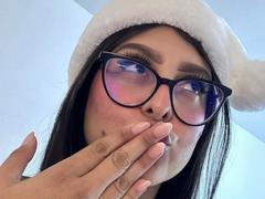 JessiCornera - female with black hair webcam at xLoveCam