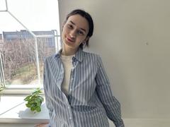 JessicaBreeze - female with brown hair and  big tits webcam at xLoveCam