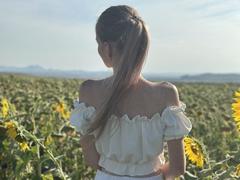 JessikaBella - blond female webcam at xLoveCam