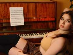 JessyBaker - female with brown hair and  big tits webcam at LiveJasmin