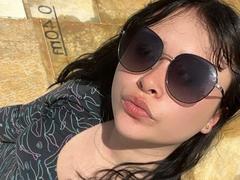 Jhanan - female webcam at xLoveCam