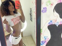 Jhoanesil from xLoveCam