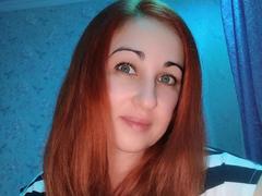 JillSilvies - female with red hair and  big tits webcam at xLoveCam