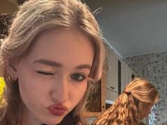 JillianHarsey - female webcam at xLoveCam