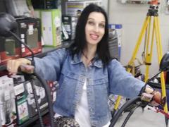 JillianPattie - female with black hair webcam at xLoveCam